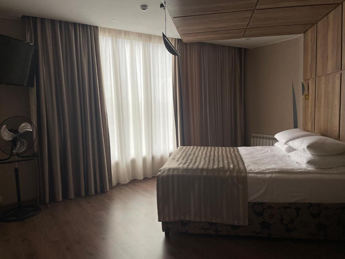 Hotel Gloria Deluxe Borovoe Buitenkant foto