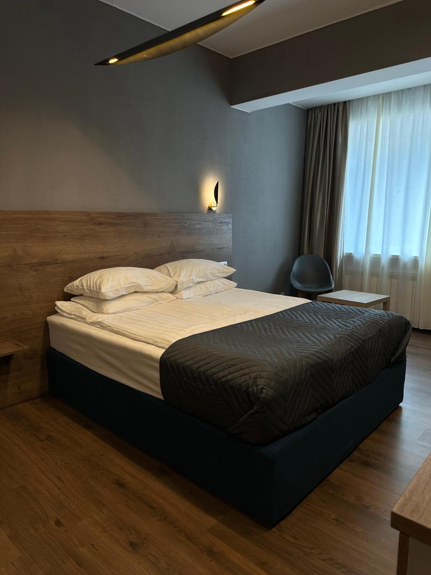 Hotel Gloria Deluxe Borovoe Buitenkant foto